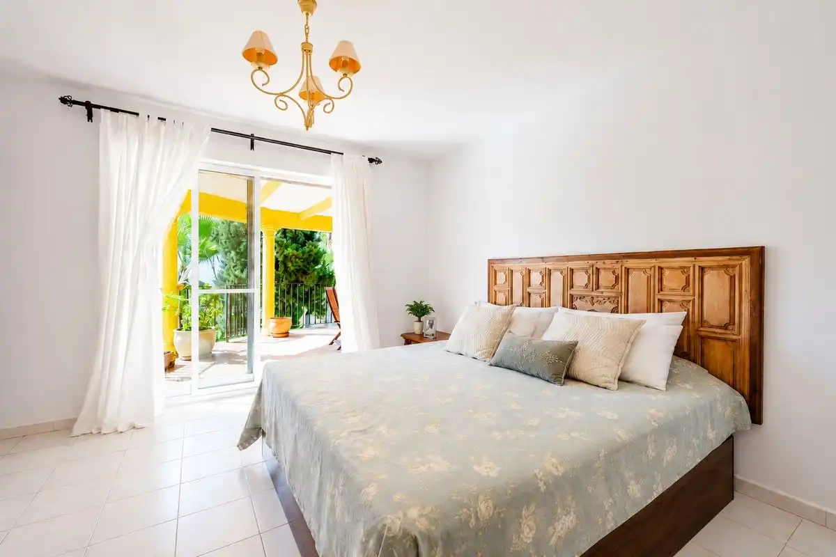Habitación de Casa o chalet en venta en Benalmádena con Aire acondicionado, Calefacción y Jardín privado