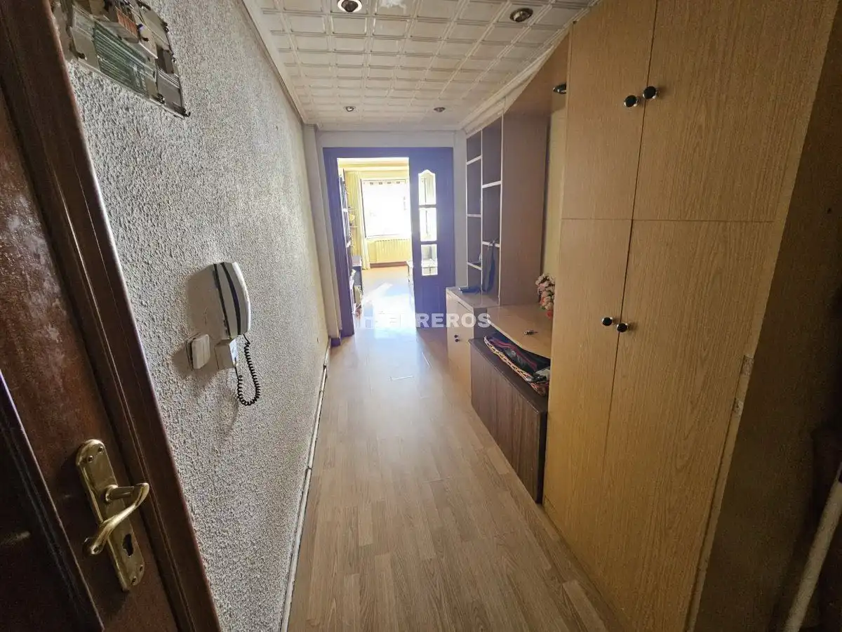 Flat for sale in  Logroño  with Heating, Parquet flooring and Terrace