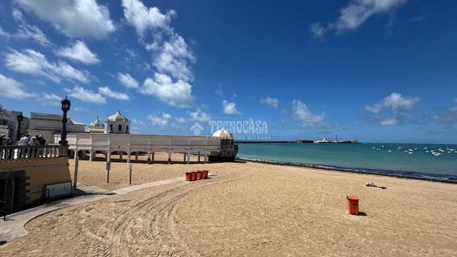 Piso en Venta en La Caleta - La Viña