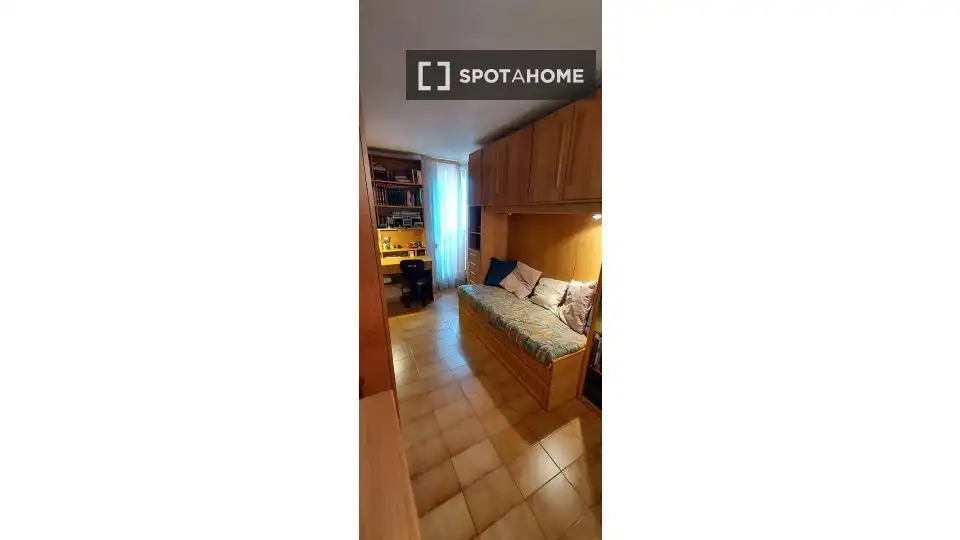 Schlafzimmer von Wohnung zur untervermieten in Sant Just Desvern mit Klimaanlage, Heizung und Terrasse