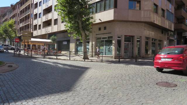 Local comercial en Alquiler en Calle SANTO TOMAS en Centro