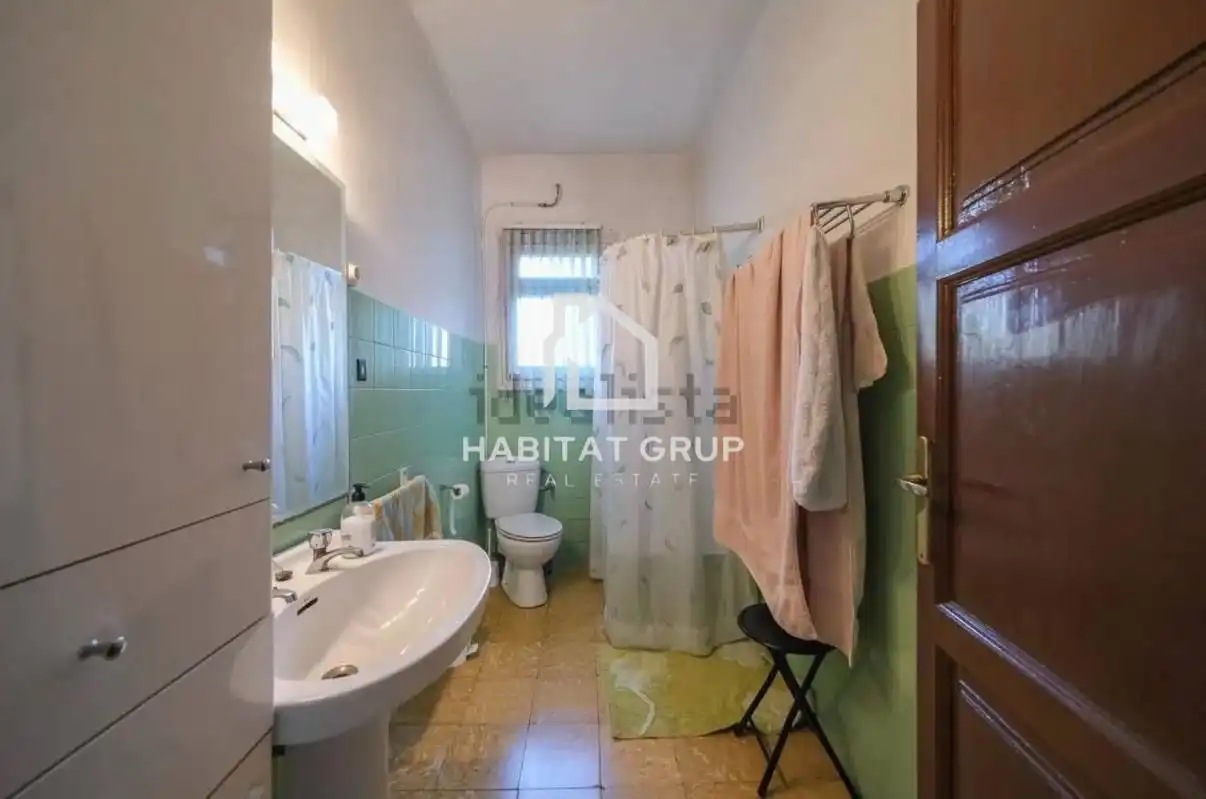 Bany de Casa o xalet en venda en Torelló amb Jardí privat i Terrassa