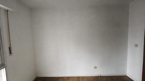 Foto 3 de Piso en venta en C/ Emigrantes, Canillas,  Madrid Capital