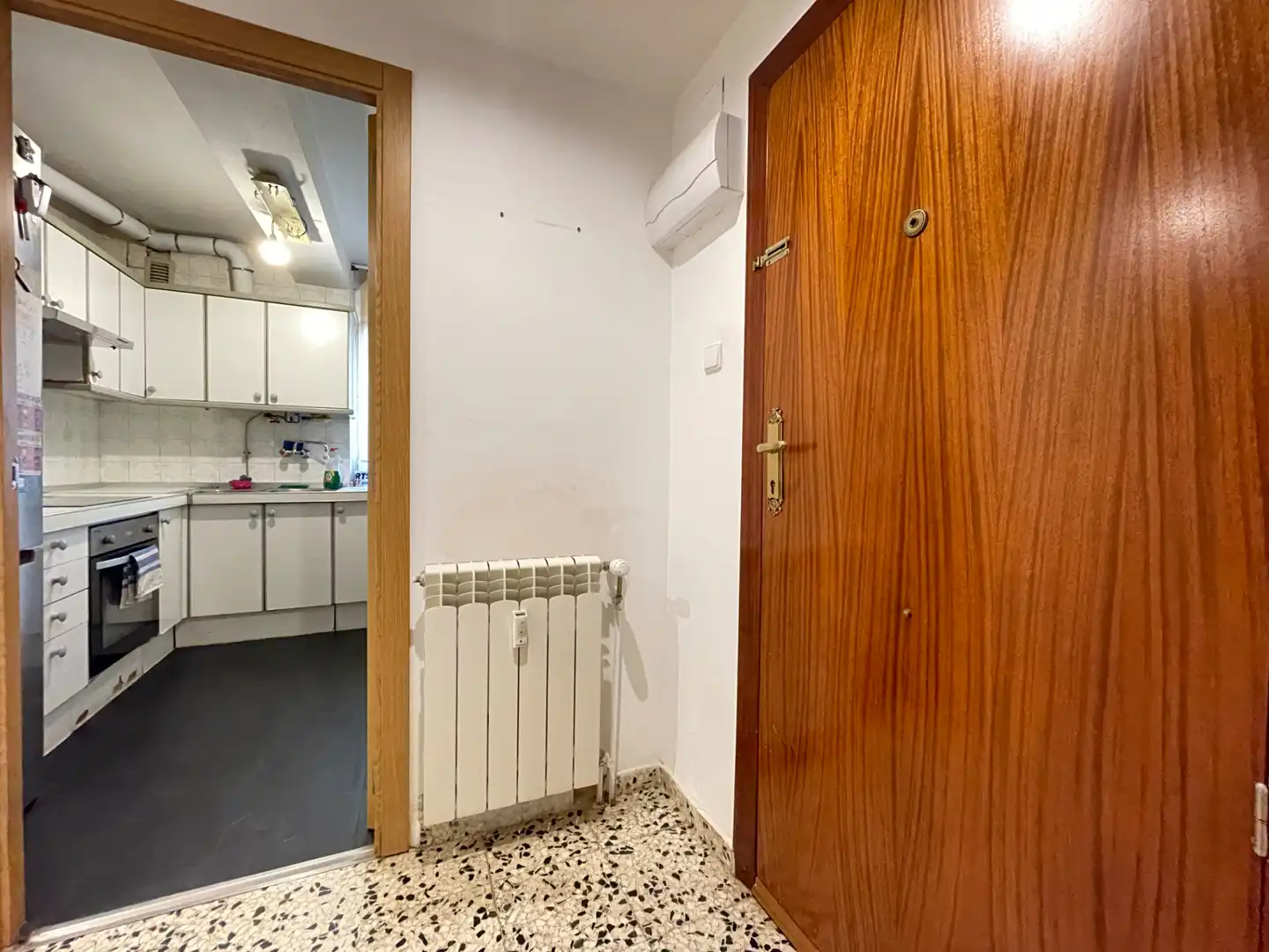 Wohnung zum Verkauf in Ejea de los Caballeros mit Terrasse, Abstellraum und Möbliert