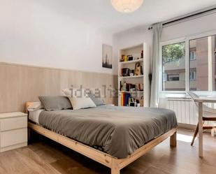 Bedroom of Flat to rent in  Barcelona Capital  with Air Conditioner, Heating and Parquet flooring