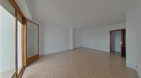 Foto 2 de Pis en venda a C/ Escultor Navarro Santafé , Las Cruces, Villena