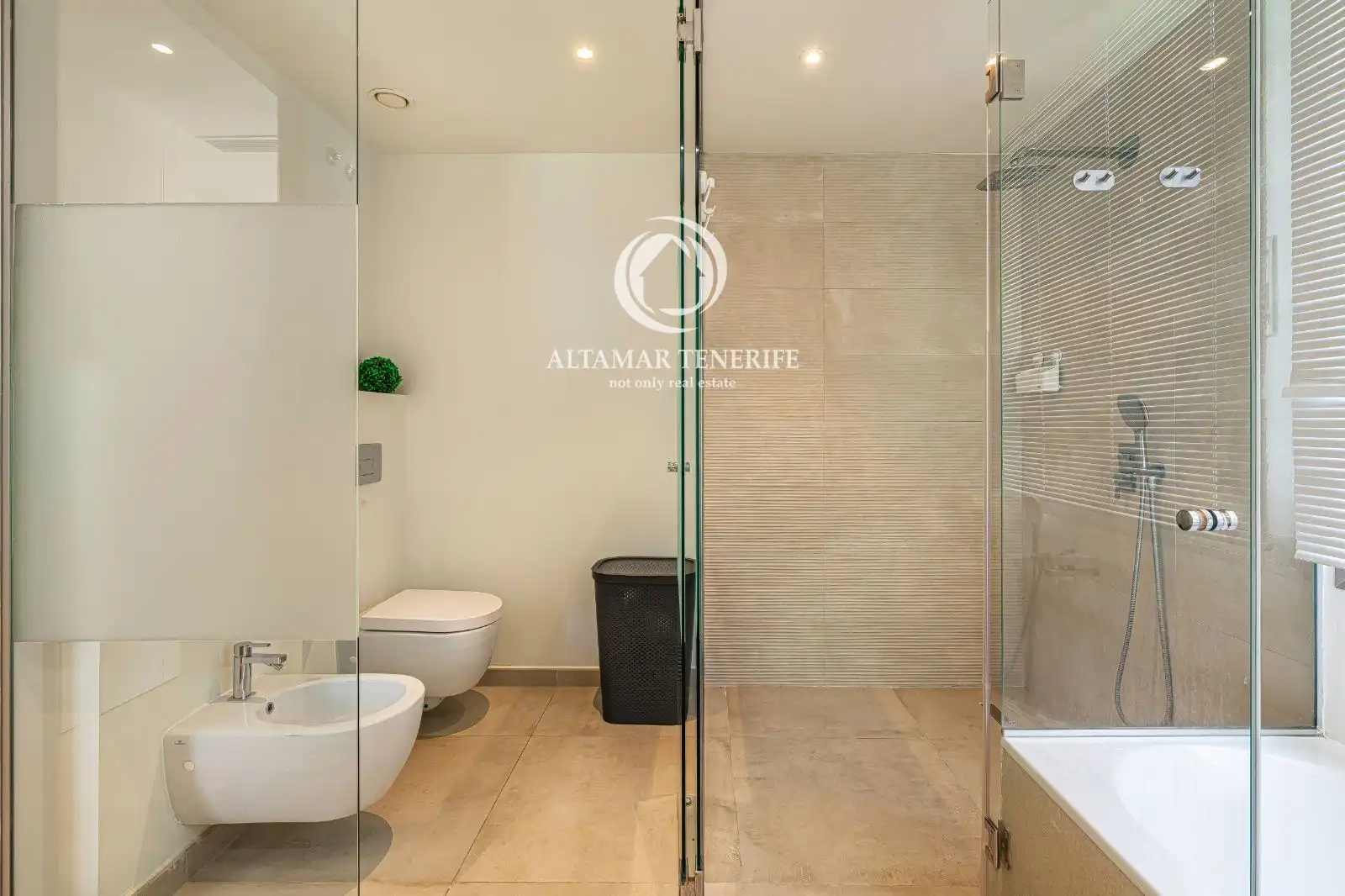 Baño de Casa o chalet en venta en Guía de Isora con Aire acondicionado, Terraza y Trastero