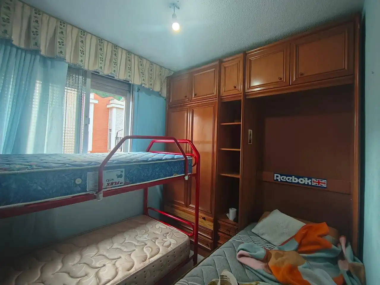 Bedroom of Flat for sale in  Madrid Capital  with Air Conditioner, Heating and Furnished