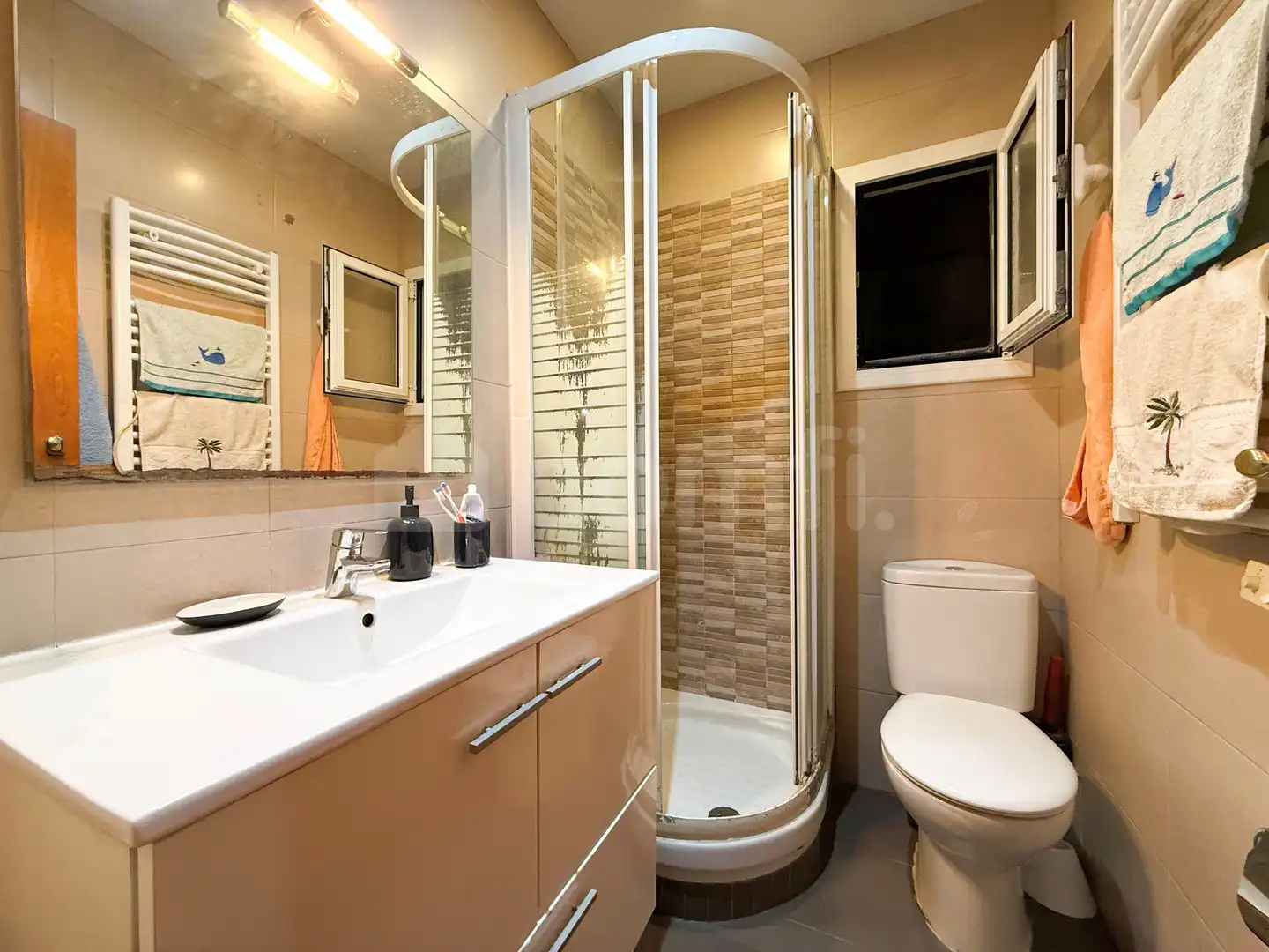 Flat with terrace for sale in Carrer Ferrocarrils Catalans, imagen 9
