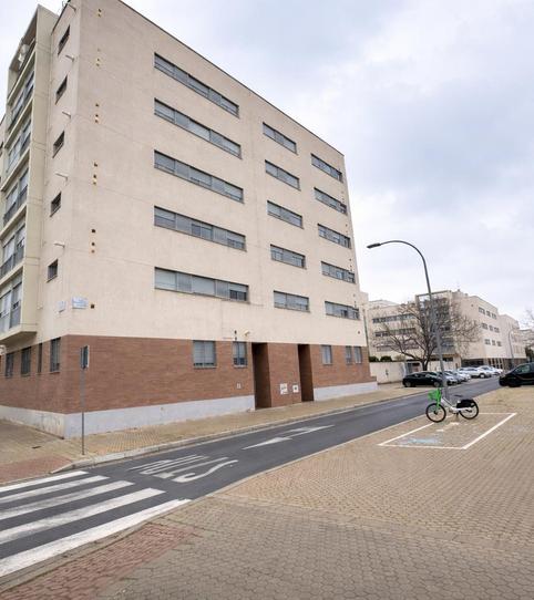 Foto 2 de Pis en venda a Calle Estrella Vega, Pino Montano - Consolación,  Sevilla Capital