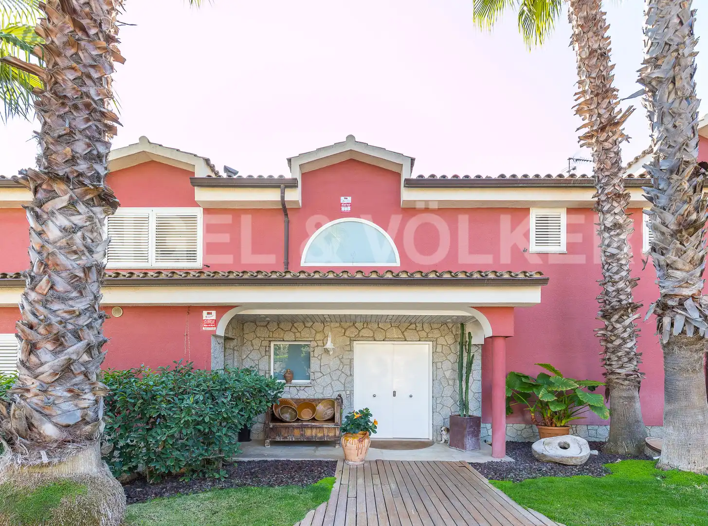 Vista exterior de Casa o chalet en venta en Alella con Aire acondicionado, Calefacción y Jardín privado