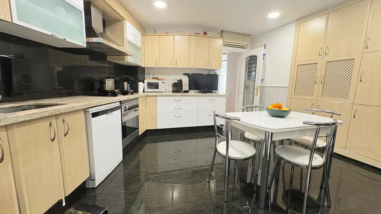 Cocina de Piso en venta en Murcia con Aire acondicionado y Balcón