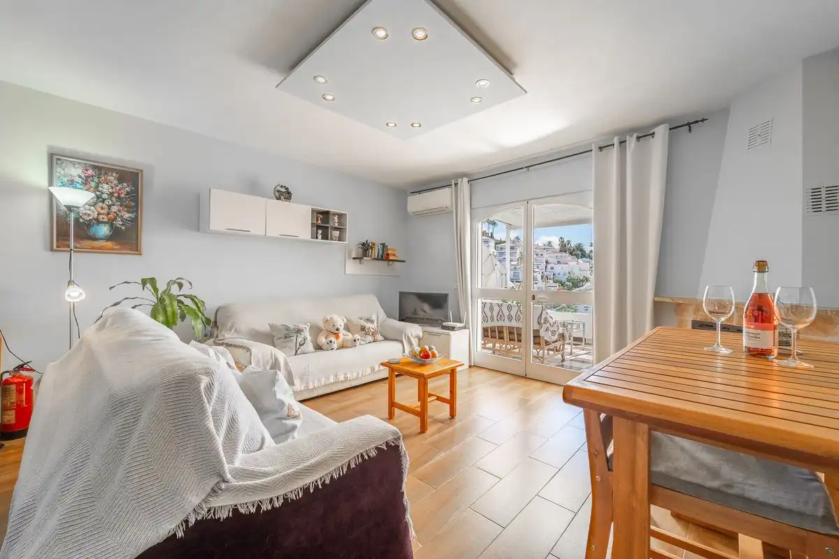 Sala de estar de Planta baja en venta en Nerja con Aire acondicionado, Calefacción y Terraza