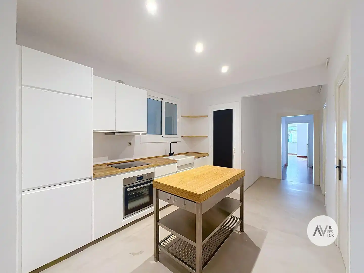 Cuina de Pis en venda en Barcelona amb Aire condicionat, Calefacció i Terrassa