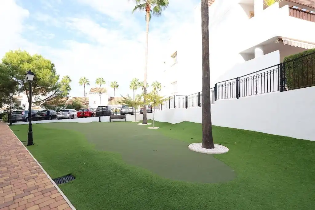 Apartamento con piscina en venta en Orihuela Costa, imagen 24