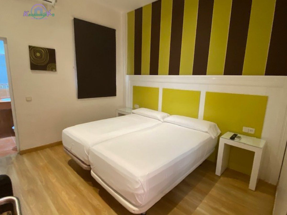 Bedroom of Building for sale in San Fernando