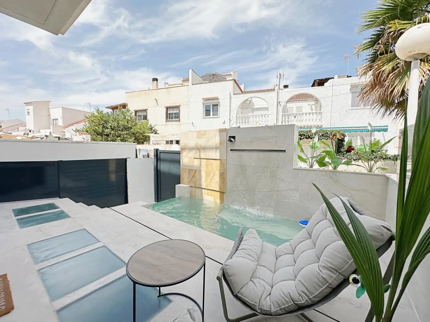 Casa amb piscina en venda a Nueva Torrevieja - Aguas Nuevas
