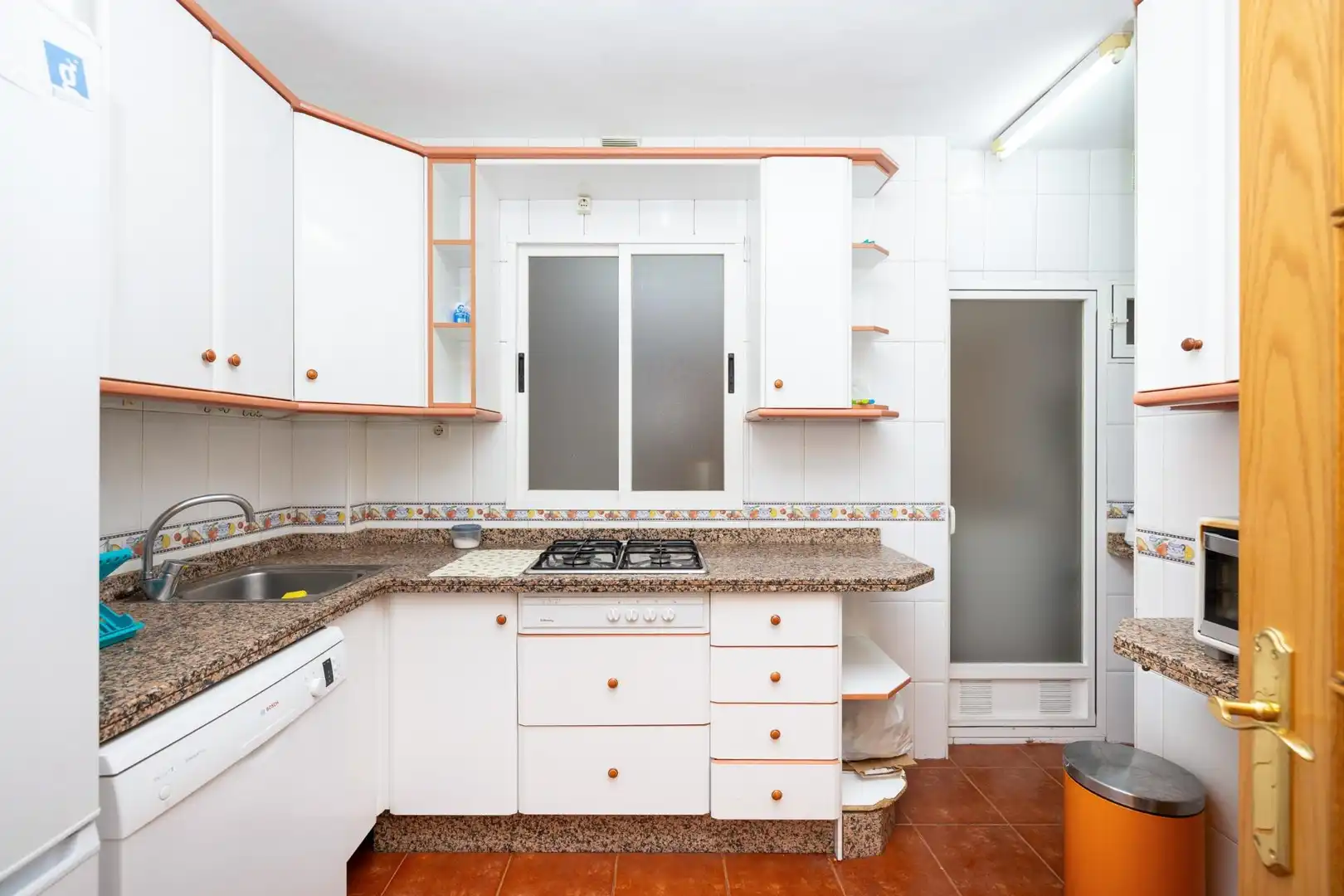 Piso con ascensor en venta en Calle Calle Emperatriz Eugenia 1, imagen 6