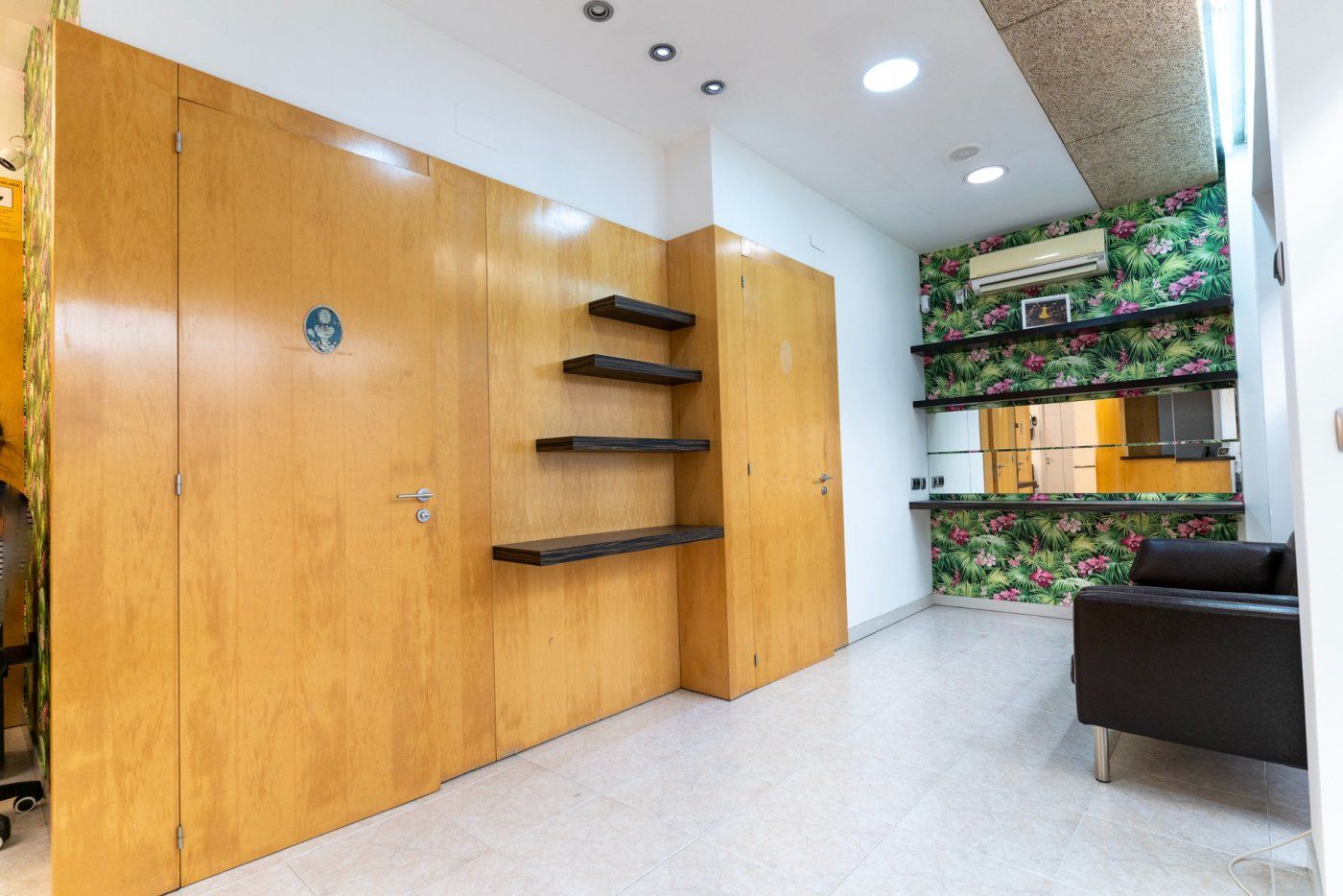 Premises to rent
