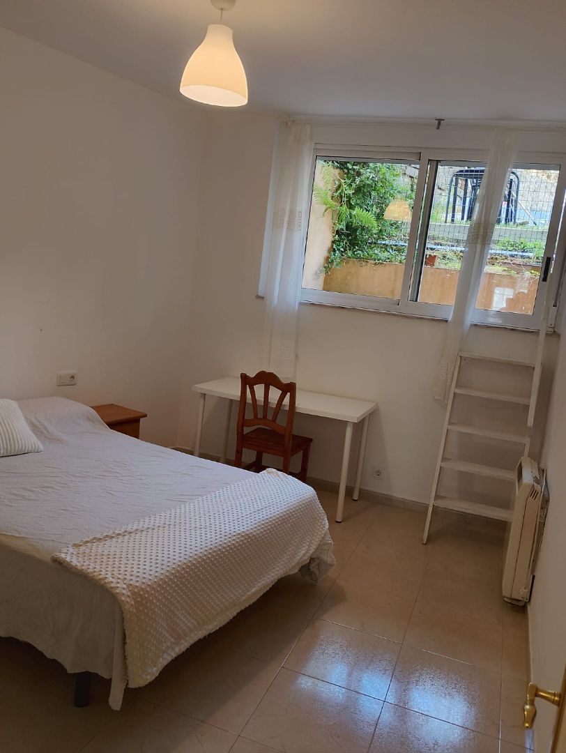 Habitación de Piso de alquiler en Vilagarcía de Arousa con Amueblado