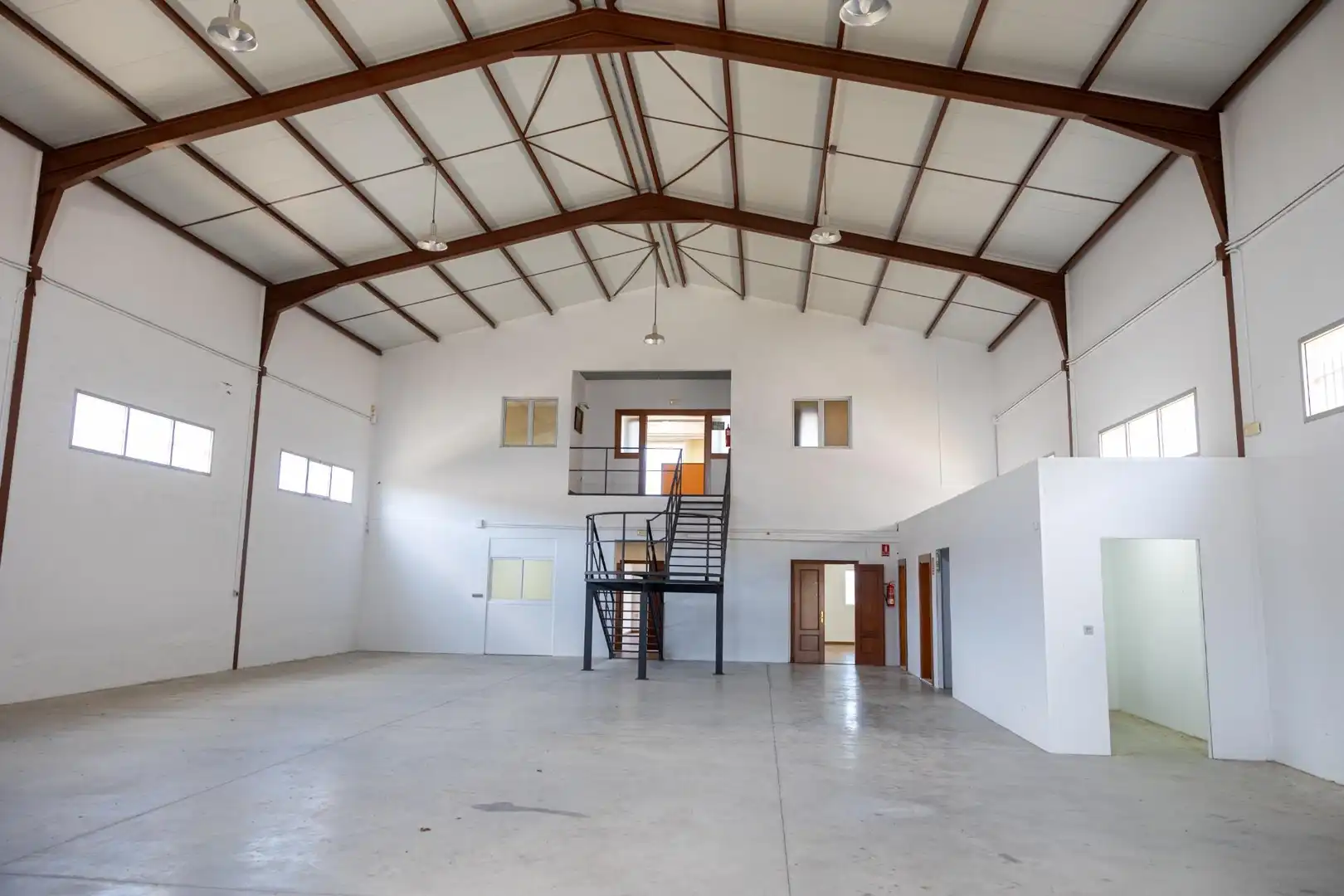 Nave industrial de alquiler en Chipiona
