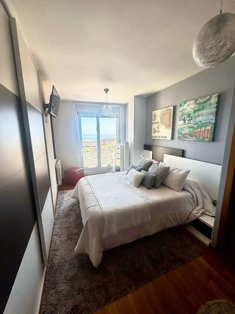 Bedroom of Flat for sale in Burela  with Heating, Parquet flooring and Storage room