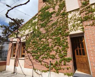 Außenansicht von Haus oder Chalet zum verkauf in Pedrajas de San Esteban mit Terrasse und Balkon