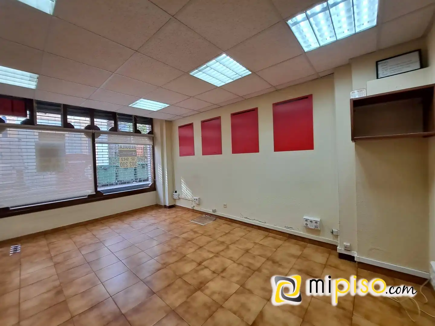 Local comercial de lloguer a Santoña, imagen 3