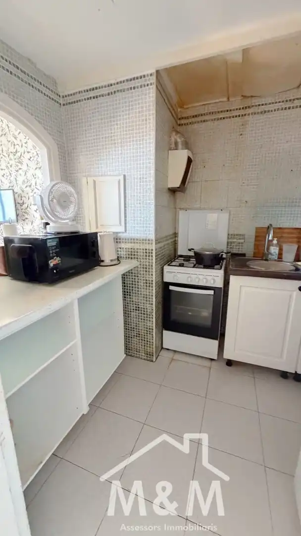 Cocina de Apartamento en venta en Sant Josep de sa Talaia con Balcón y Piscina comunitaria