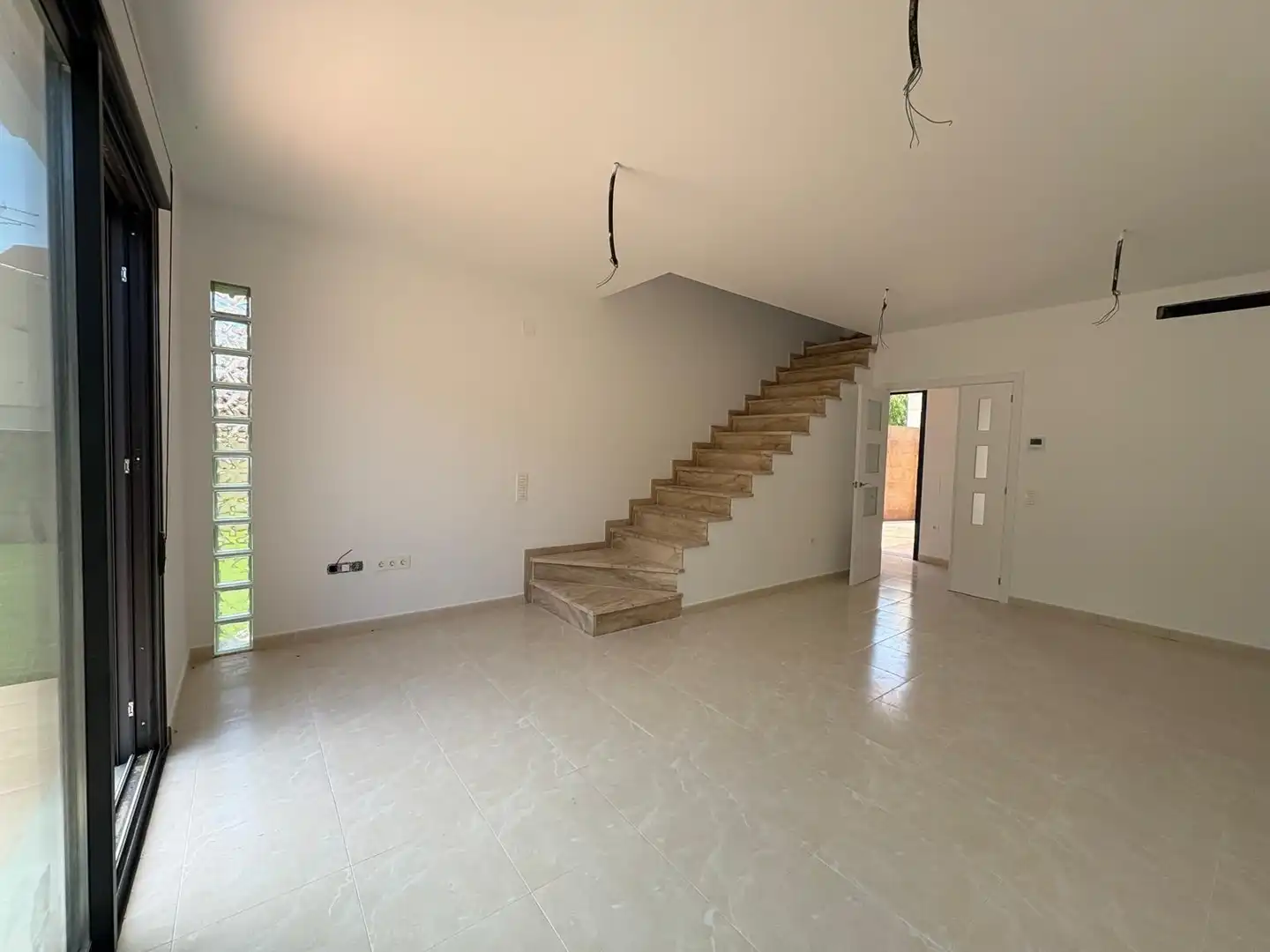 Detached homes for sale in Vinaròs  with Air Conditioner, Heating and Private garden