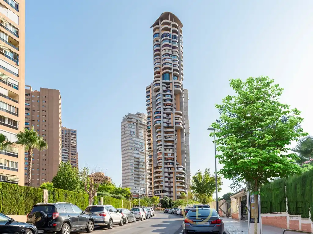 Exterior view of Flat for sale in Benidorm  with Air Conditioner, Heating and Private garden