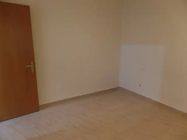 Schlafzimmer von Wohnung zur Miete in Madrid mit Heizung, Ofen und Waschmaschine
