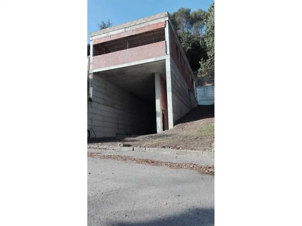 Parking de Casa o chalet en venta en Montagut i Oix
