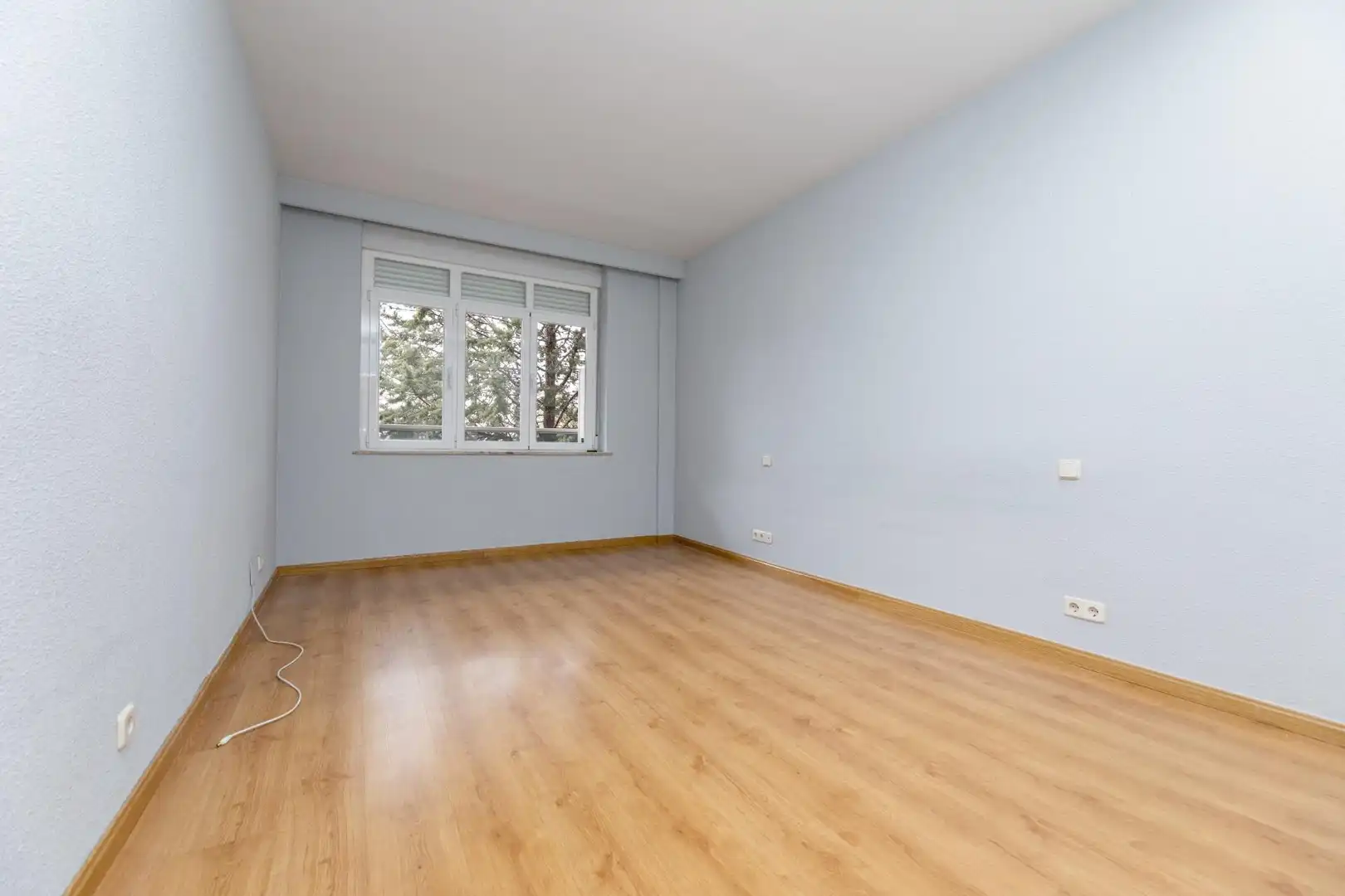Schlafzimmer von Wohnungen zur Miete in Madrid mit Klimaanlage, Privatgarten und Terrasse