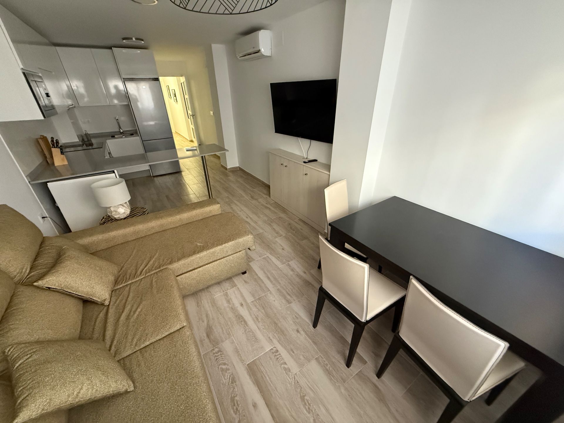 Sala d'estar de Pis de lloguer en  Jaén Capital amb Aire condicionat, Calefacció i Traster