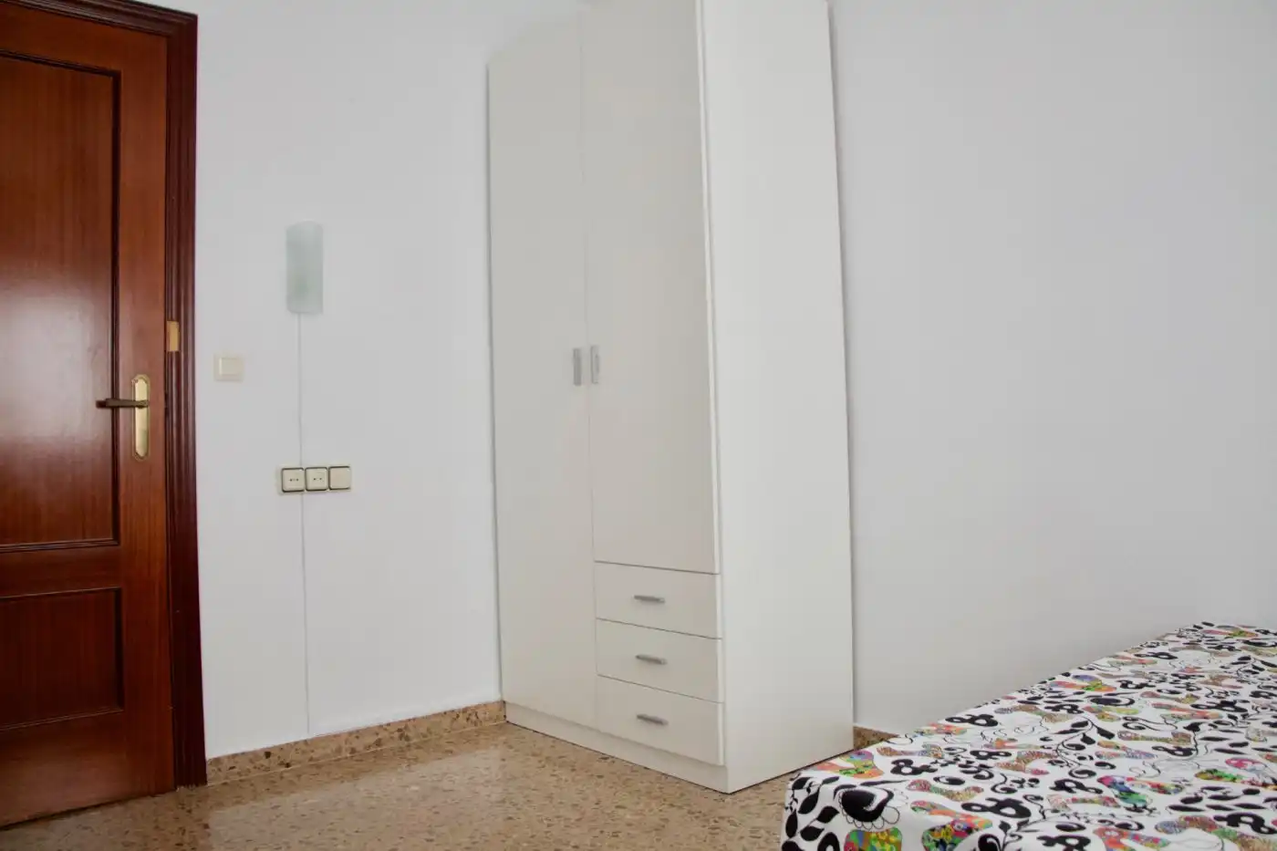 Schlafzimmer von Wohnung zur Miete in Moncada mit Klimaanlage, Möbliert und Balkon