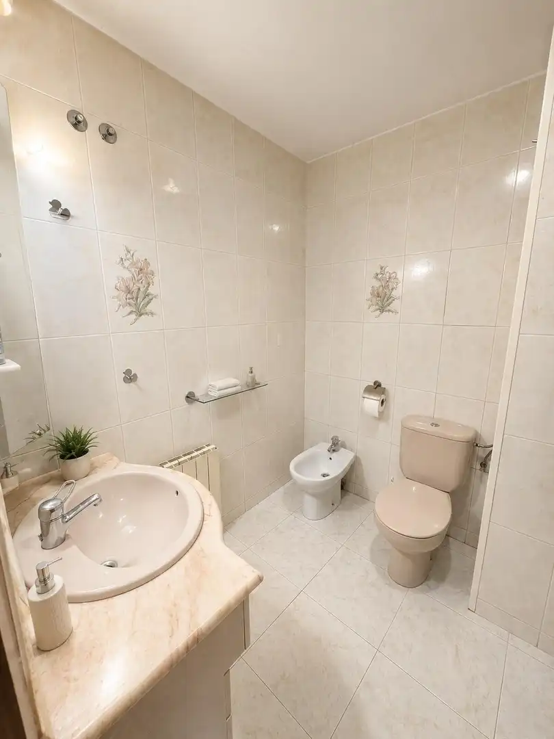 Bathroom of Flat for sale in Sant Joan de Vilatorrada  with Air Conditioner, Heating and Furnished