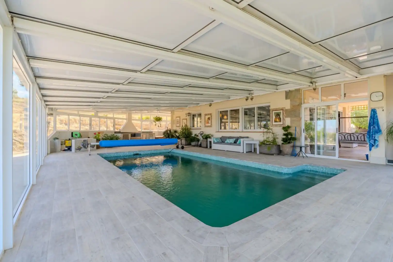 Piscina de Finca rústica en venda en San Miguel de Salinas amb Aire condicionat, Calefacció i Jardí privat