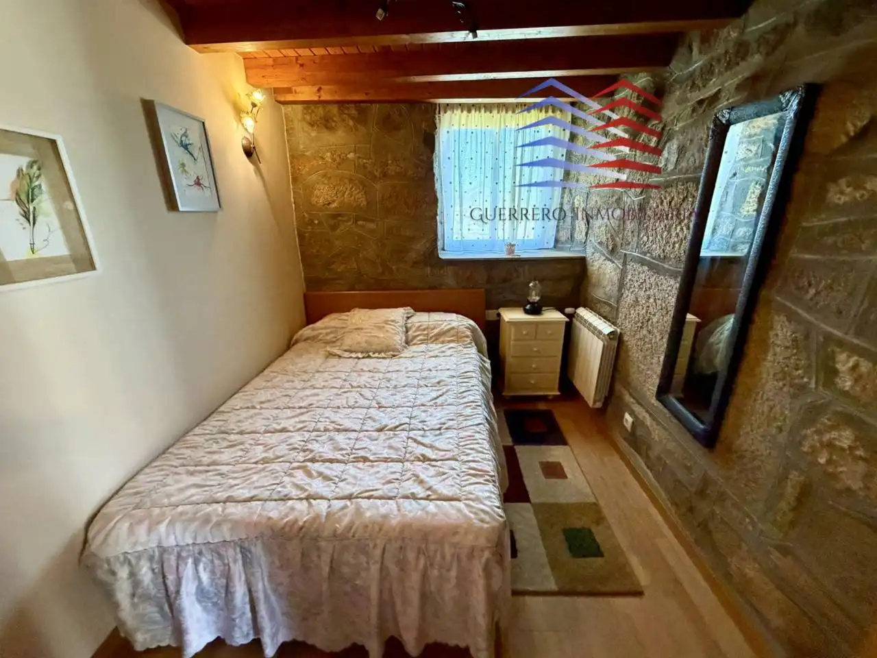 Dormitori de Casa o xalet de lloguer en Ourense Capital  amb Calefacció, Jardí privat i Terrassa