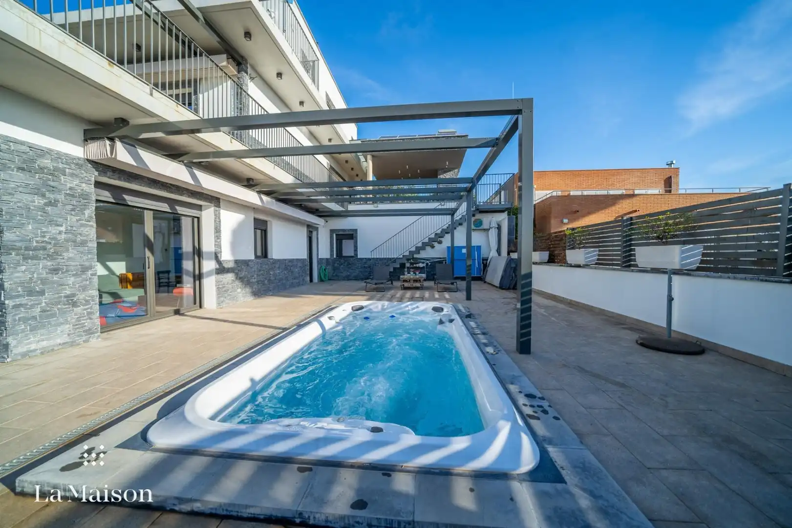 Piscina de Casa o chalet en venta en Caldes d'Estrac con Aire acondicionado, Calefacción y Jardín privado
