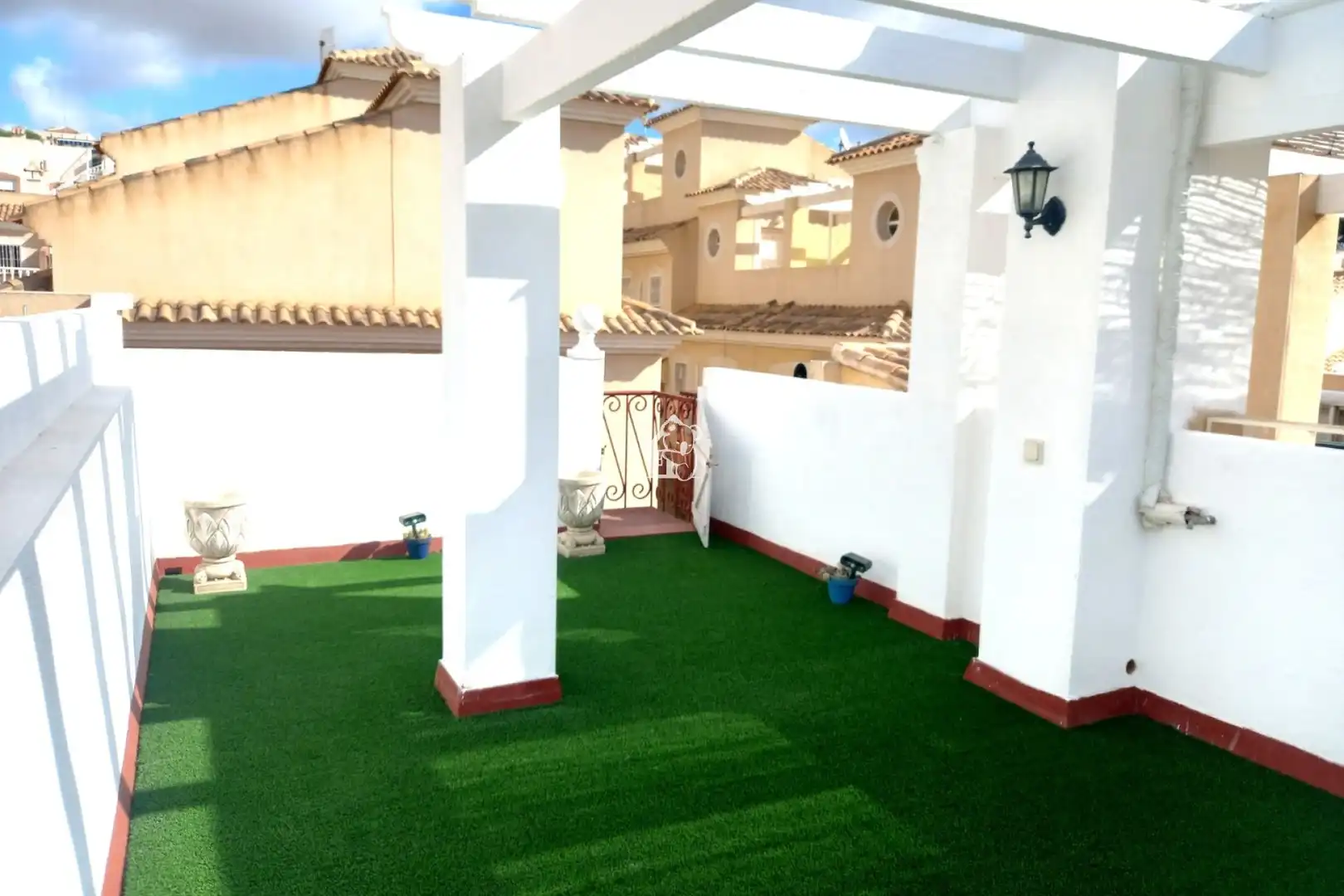 Terrassa de Casa adosada de lloguer en Orihuela amb Aire condicionat, Jardí privat i Terrassa