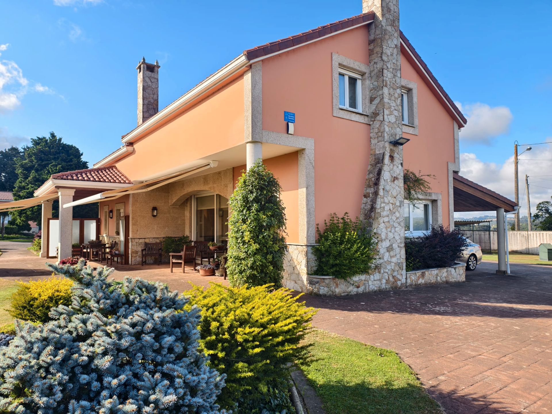 Jardín de Casa o chalet en venta en Cambre  con Calefacción, Jardín privado y Parquet