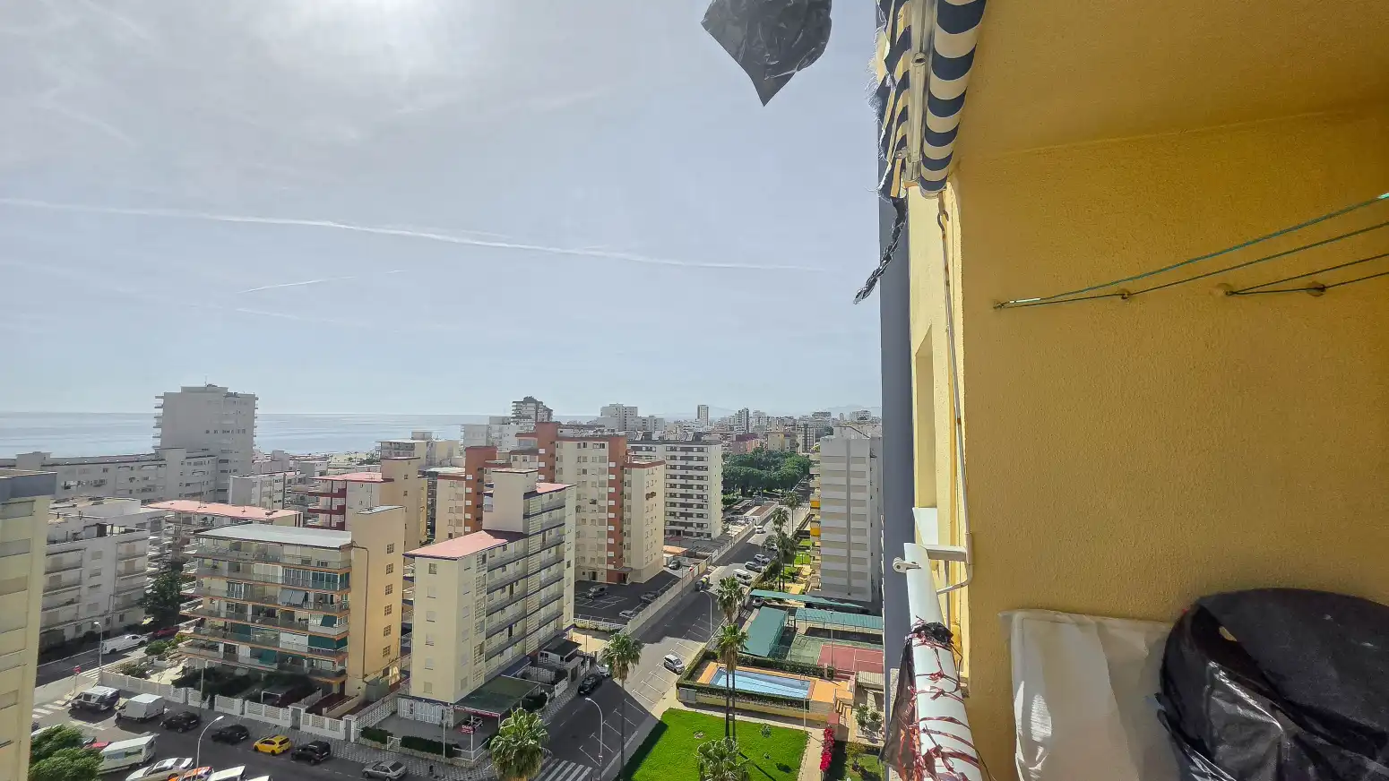 Vista exterior de Pis en venda en Gandia amb Aire condicionat, Calefacció i Jardí privat