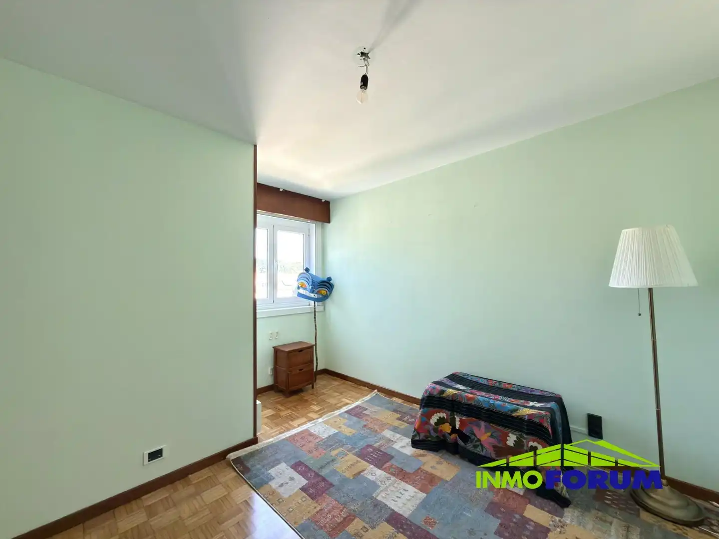 Habitación de Piso en venta en A Coruña Capital  con Calefacción, Trastero y Amueblado