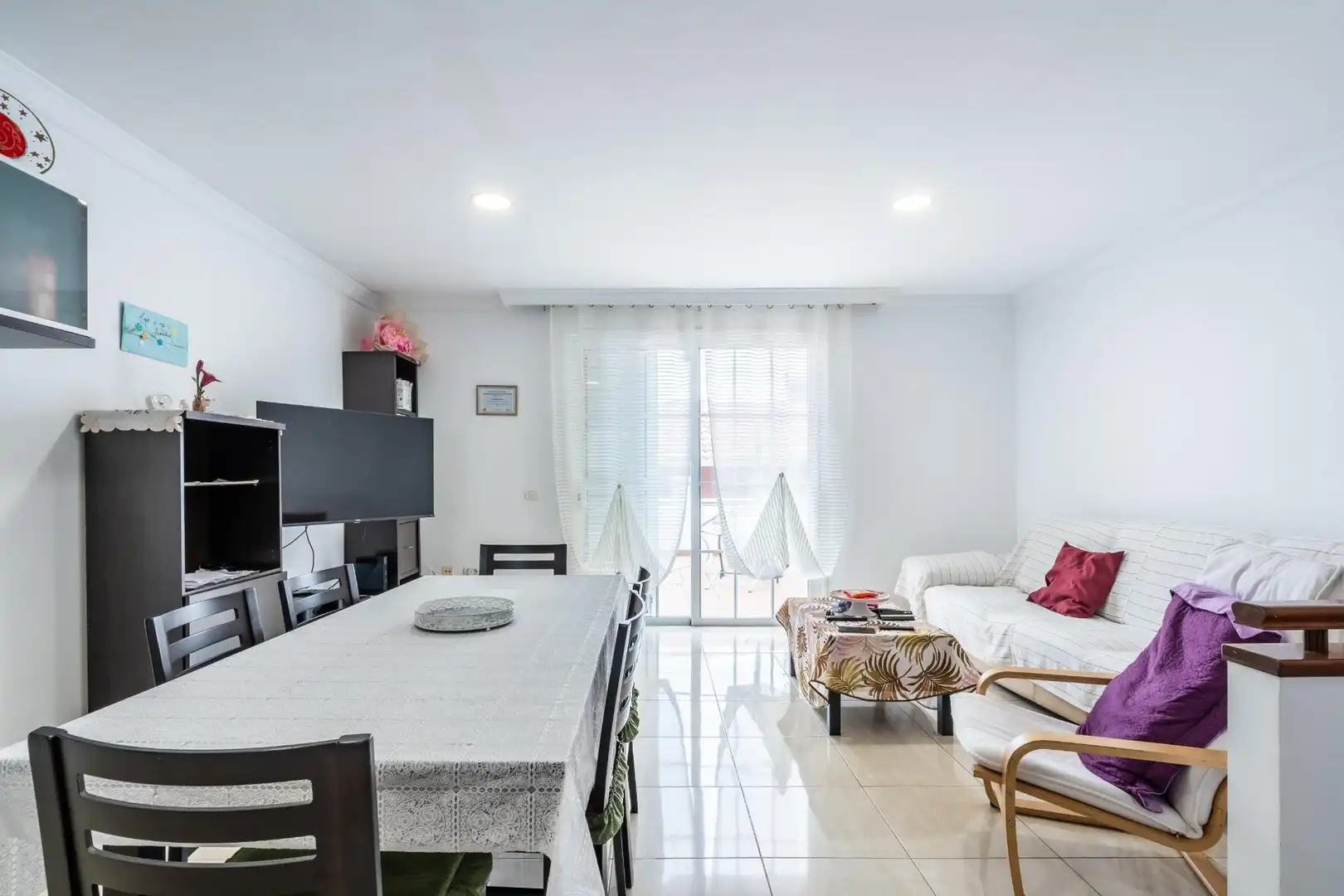 Sala de estar de Casa adosada en venta en Granadilla de Abona con Terraza y Balcón