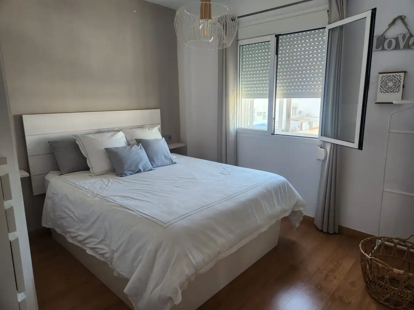 Schlafzimmer von Wohnung zum Verkauf in San Fernando mit Klimaanlage und Balkon