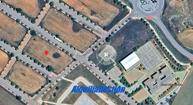 Terreno residencial en Venta en Avenida Aviacion en Horche