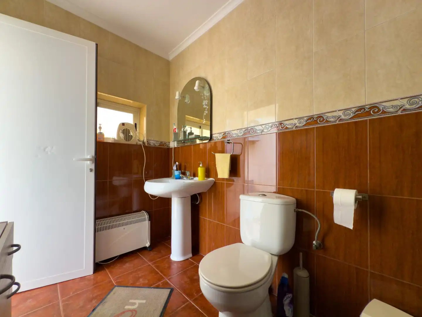 Bany de Casa o xalet en venda en Jijona / Xixona amb Calefacció, Jardí privat i Terrassa