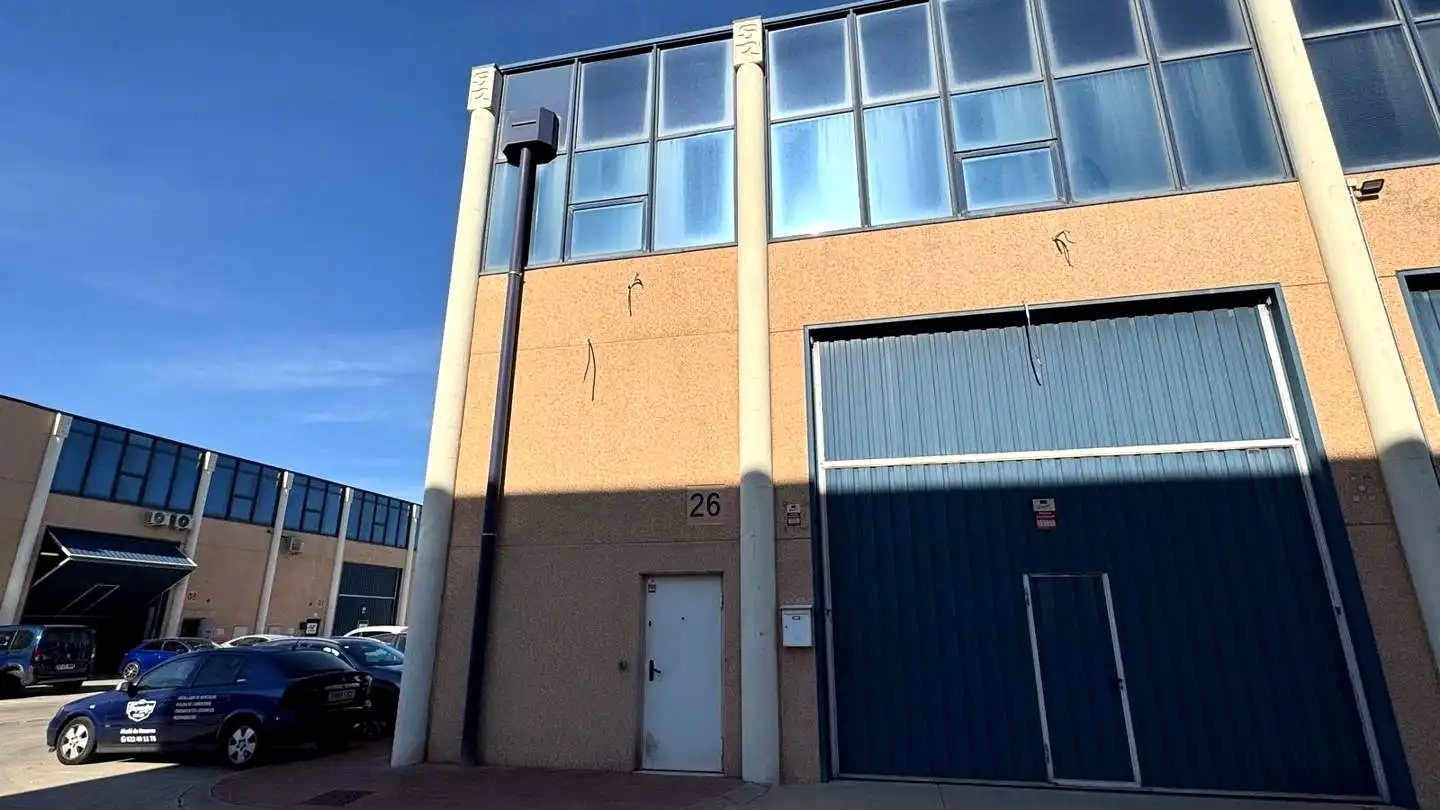 Nau industrial de lloguer a Calle Tales de Mileto, imagen 20