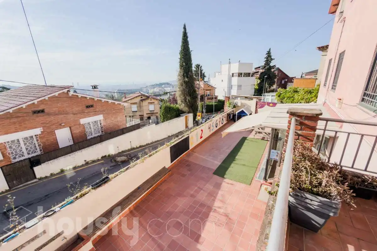 Terraza de Casa o chalet en venta en Barcelona con Aire acondicionado, Calefacción y Jardín privado